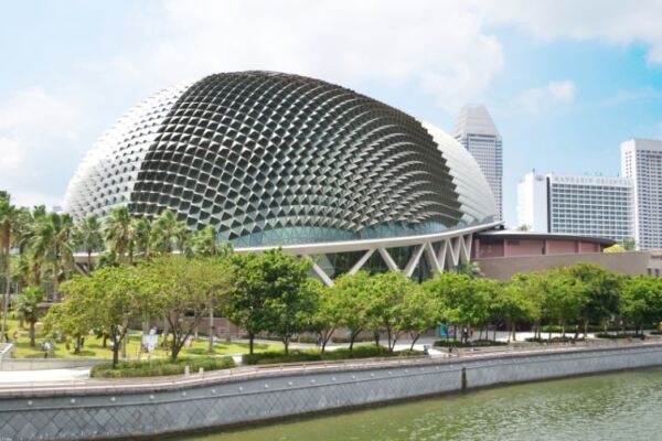 nha hat esplanade